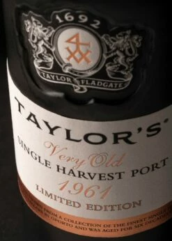 Colheita Single Harvest Port Includes Taylor's Oak Gift Box -Vintage Wine And Port Sales Store large5FAdditionalProductImage5F220472Dtaylor2D19612D2D2D22D2Ejpg2E02Ejpg
