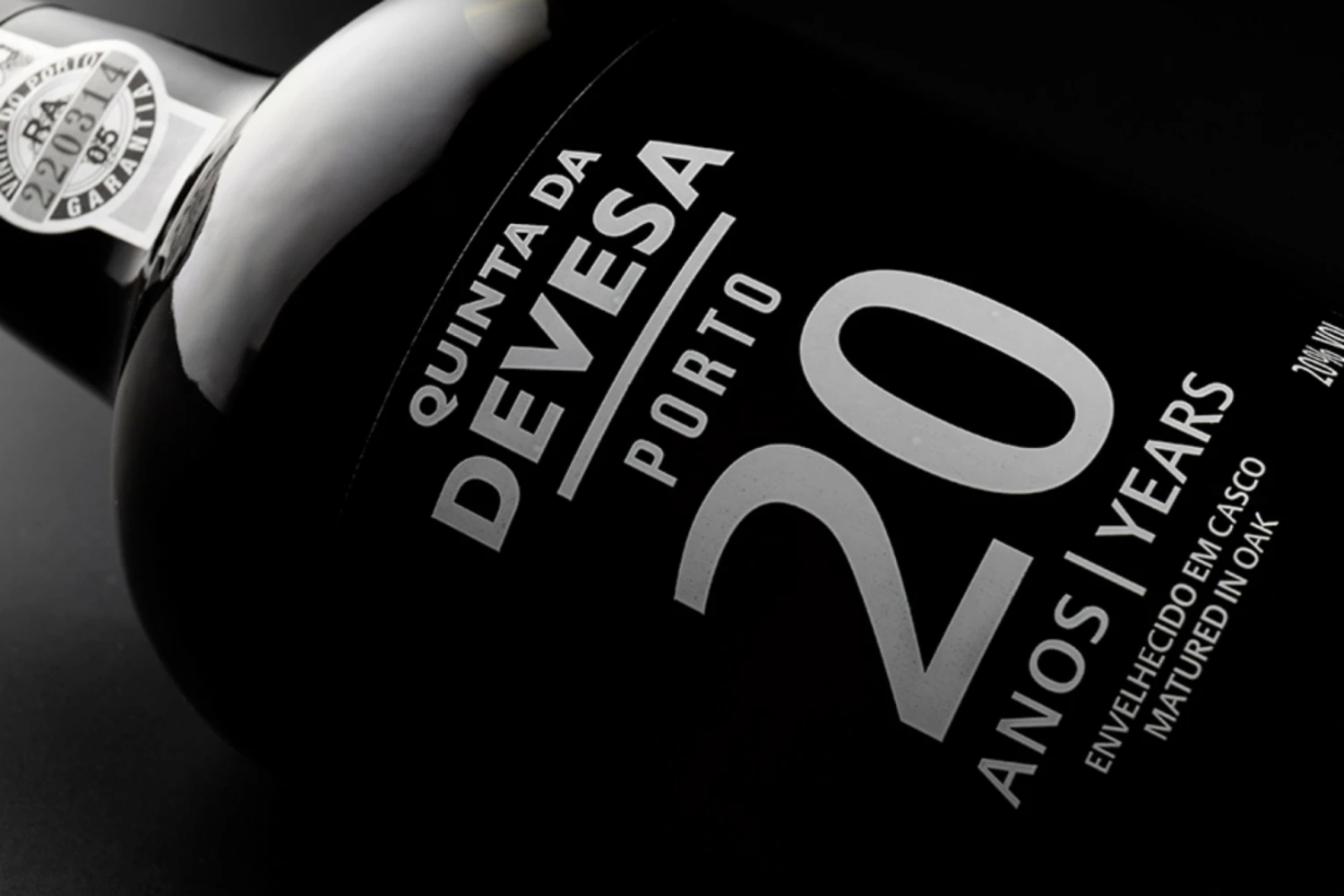 20 Year Old Tawny Port In Presentation Box (75cl) ***93 Points-(MS) Wine Advocate*** Buy 2 Or More Bottles And Save 20% 2 20 Year Old Tawny Port In Presentation Box (75cl) ***93 Points-(MS) Wine Advocate*** Buy 2 Or More Bottles And Save 20% - Image 2